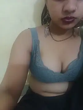 Kittu_Rani25 live cam on StripChat