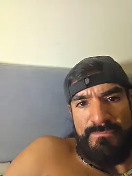 piggylatino live cam on StripChat