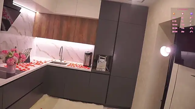 GlaydsLeveto live sex cam