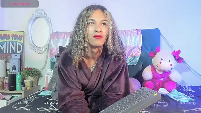 StefanyMiler live cam on StripChat