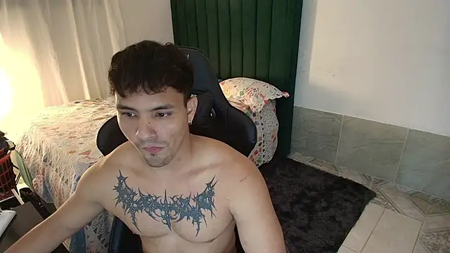 man_dur07 live cam on StripChat