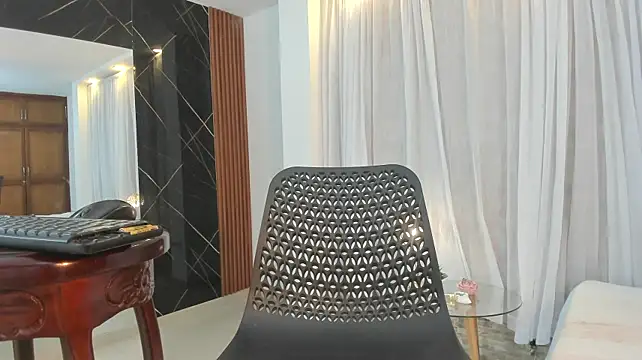 Vicky_Hottman webcam