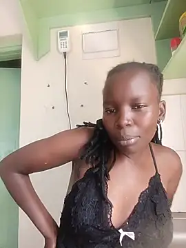 ebony_emmah live cam on StripChat