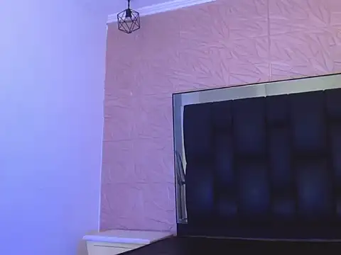 Papi_95 live cam on StripChat