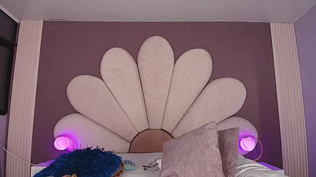 IrinnaShidou_ webcam