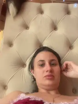 Flossy_Vettie live cam on StripChat