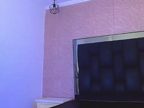Papi_95 live cam on StripChat