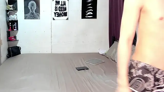 hotfreshdior Live Webcam on Stripchat