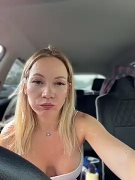 LavenderHot's Live Sex Cam Show