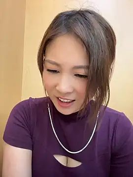 Lola666999's Live Sex Cam Show