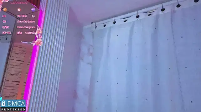 mily_g_ live cam on StripChat
