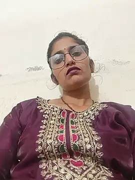 Pooja_shre live cam on StripChat