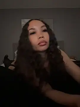 nikkiloveee webcam