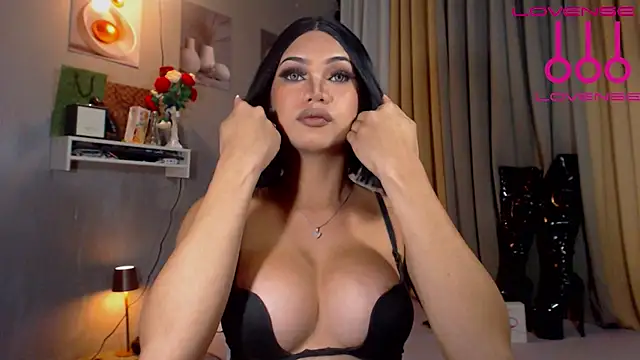 Lexi_ThunderFuck webcam