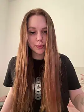 Marylallka5 live cam on StripChat