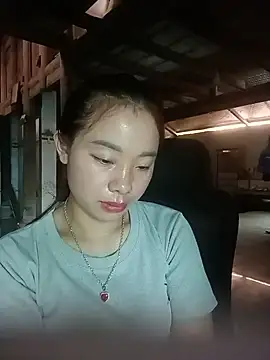Just-sunbeam live cam on StripChat