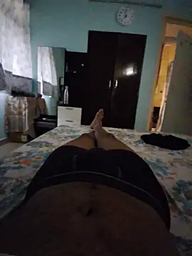 Mumbai_raj_ live cam on StripChat