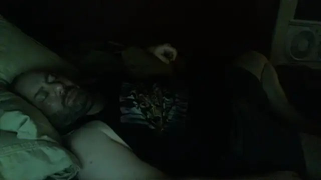 immikew1975 live cam on StripChat
