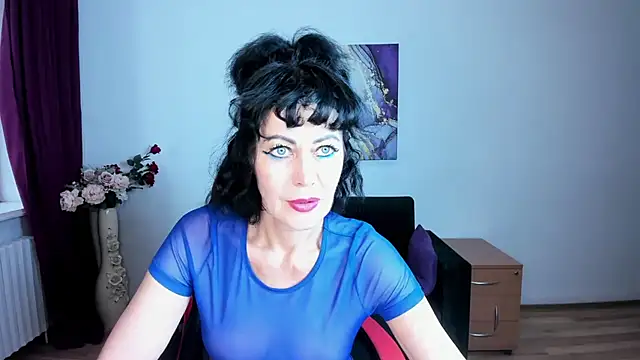 Silvia_Wallec live cam on StripChat