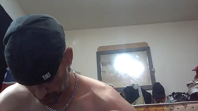 slinginbigD live cam on StripChat
