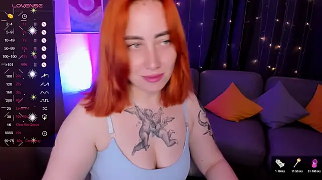 deboramoore live cam on StripChat