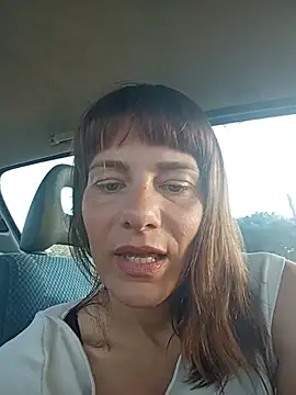 Zingara83 webcam
