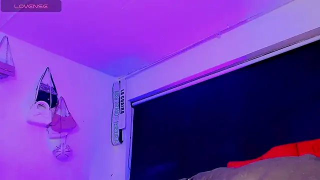 naomy__xx live sex cam