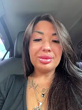 RuslanaXX webcam