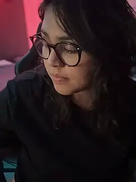 miacanela_xo