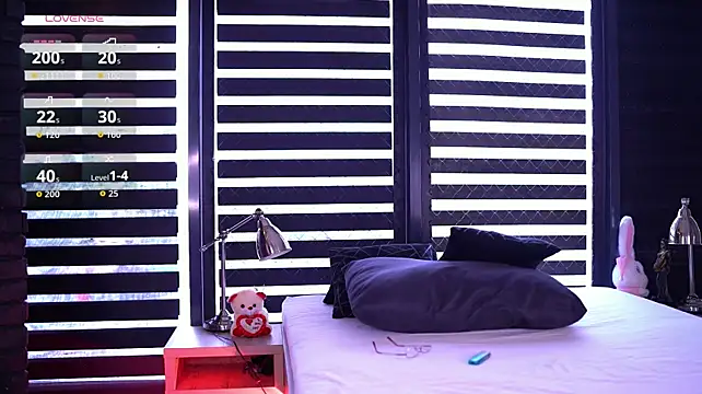 MissKiarra webcam