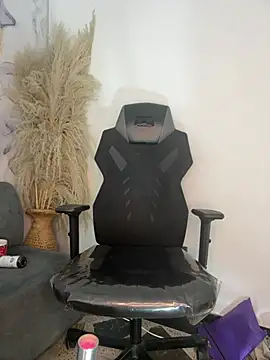 AmbarFoxx_'s live cam
