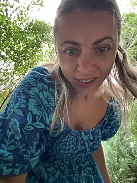 ladywithbigass
