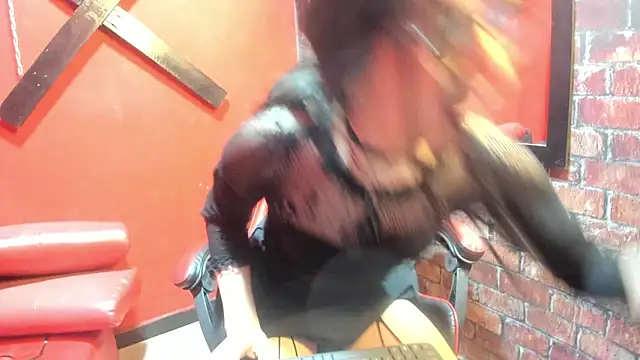 wendolin_2 live cam on StripChat