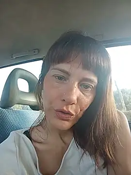 Zingara83 live cam on StripChat