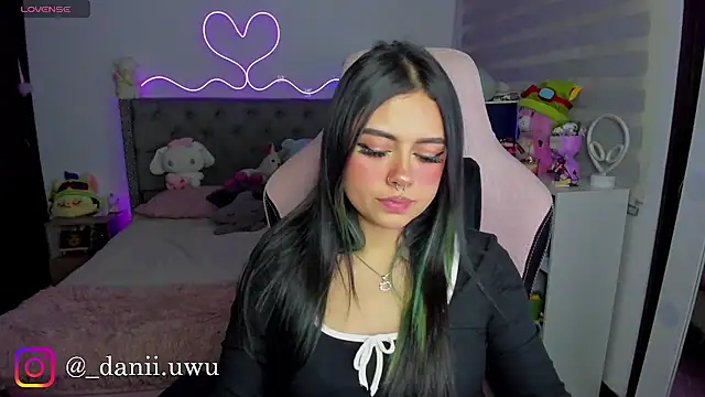 CuteDani_ live webcam
