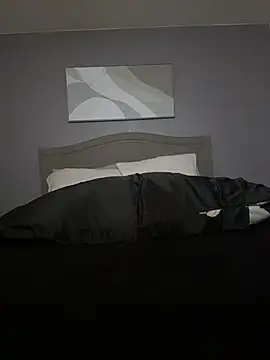 nikkiloveee live webcam