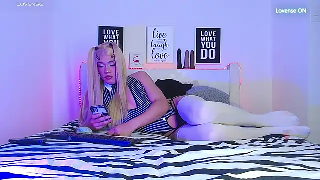 Katty_Miller23 webcam
