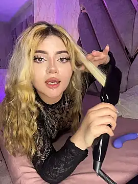 lya_nekko_ live cam on StripChat