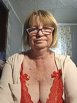 Webcam Model(MilashkaCutie50) is live