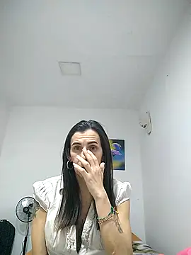 Cameron_puppy webcam