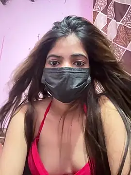 Miss_Pretty011 live cam on StripChat