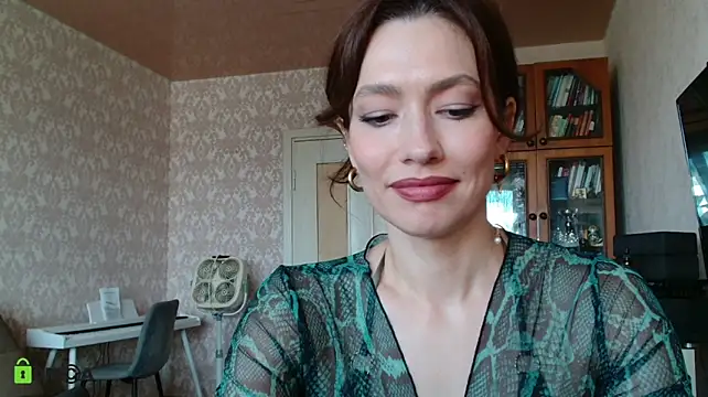 Alicia_NaturalBeauty live cam on StripChat