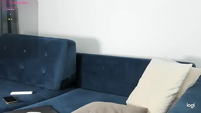 AmelinaLove live cam on StripChat