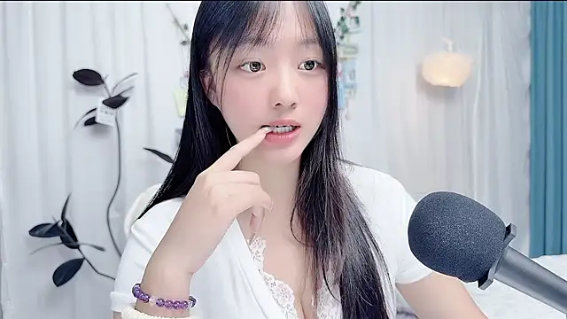 Winnie666999 webcam