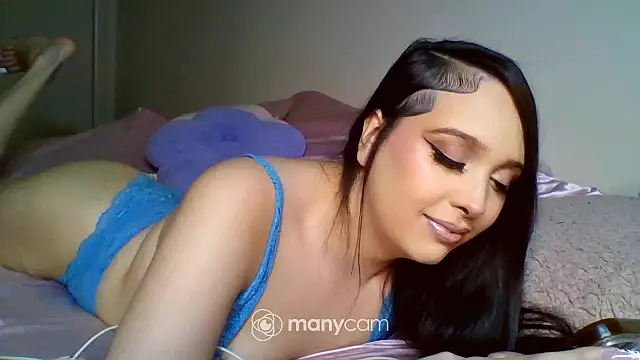 bambibarbi live cam on StripChat