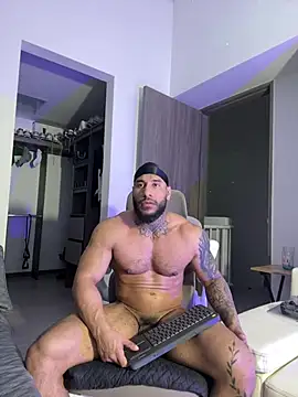 Andrew_Johnnson live cam on StripChat