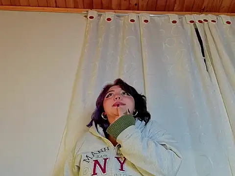Blueberry_gothic live cam on StripChat