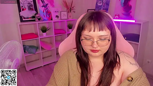 Niki_Glow 🔁 online cam