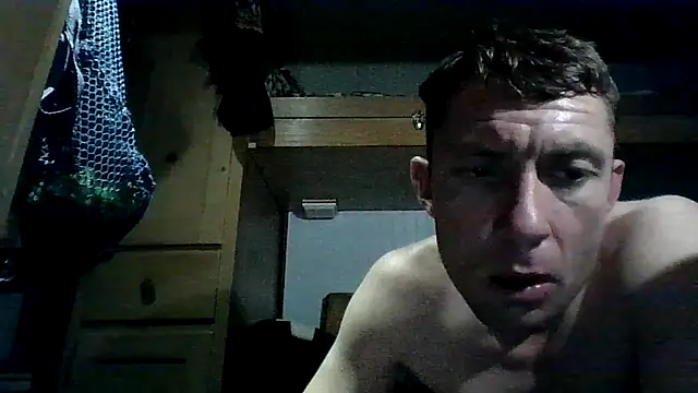 pussybountyhunterr live cam on StripChat