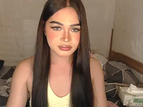 Ashely_Lewis live cam on StripChat